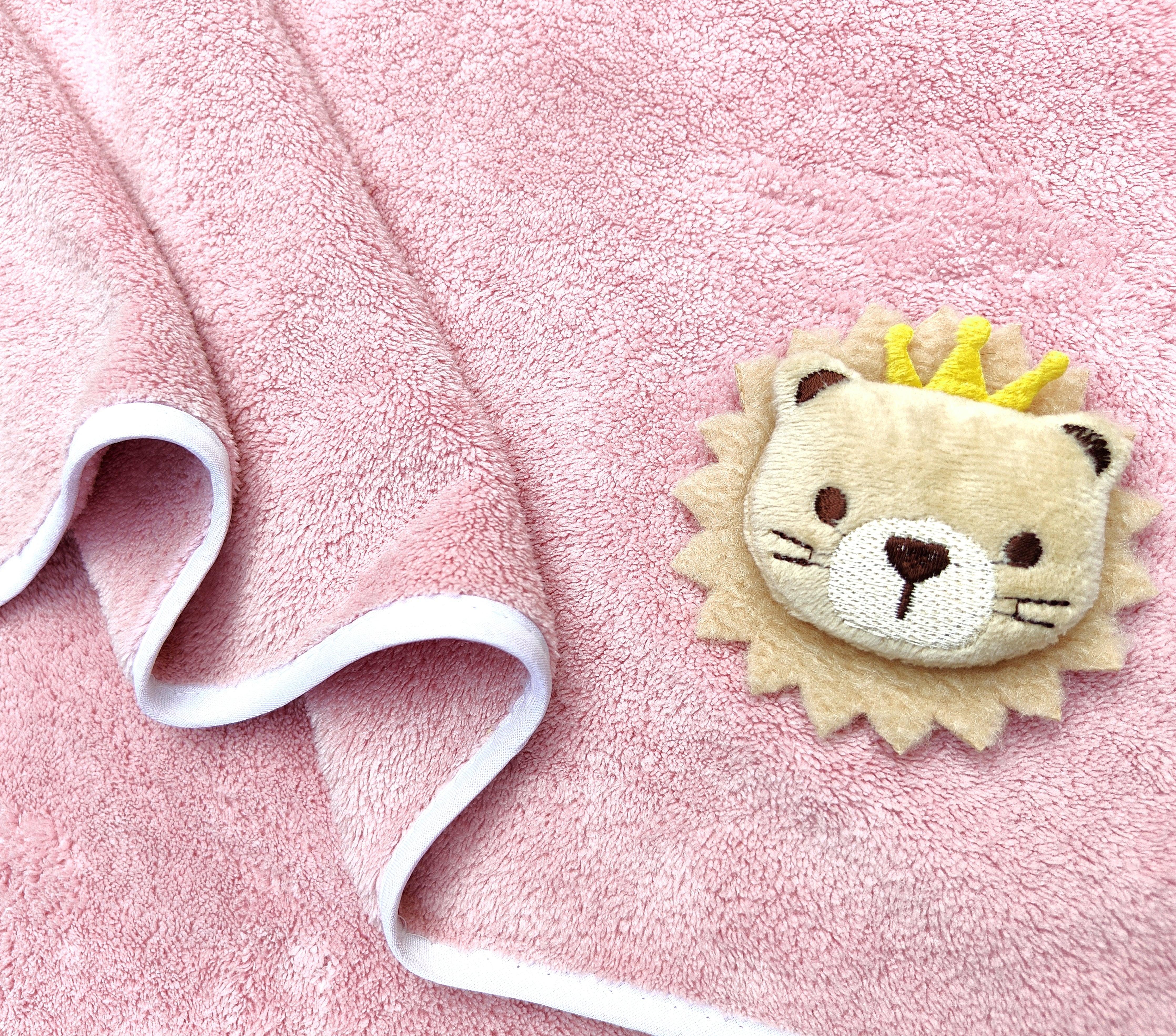 Lunar Days 350 GSM Microfiber Kids Bath Towel with Hanging Loop