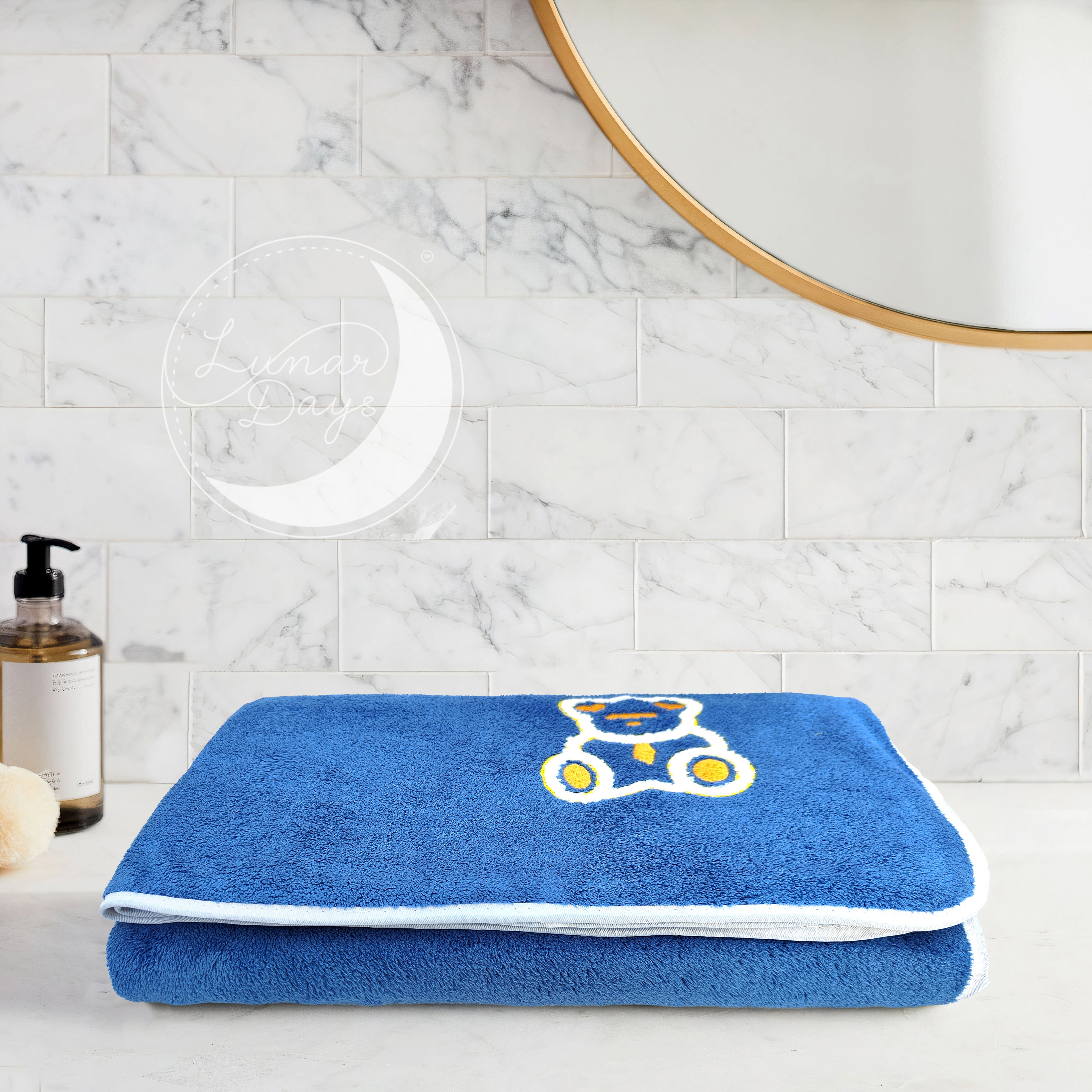 Lunar Days 350 GSM Microfiber Kids Bath Towel with Hanging Loop