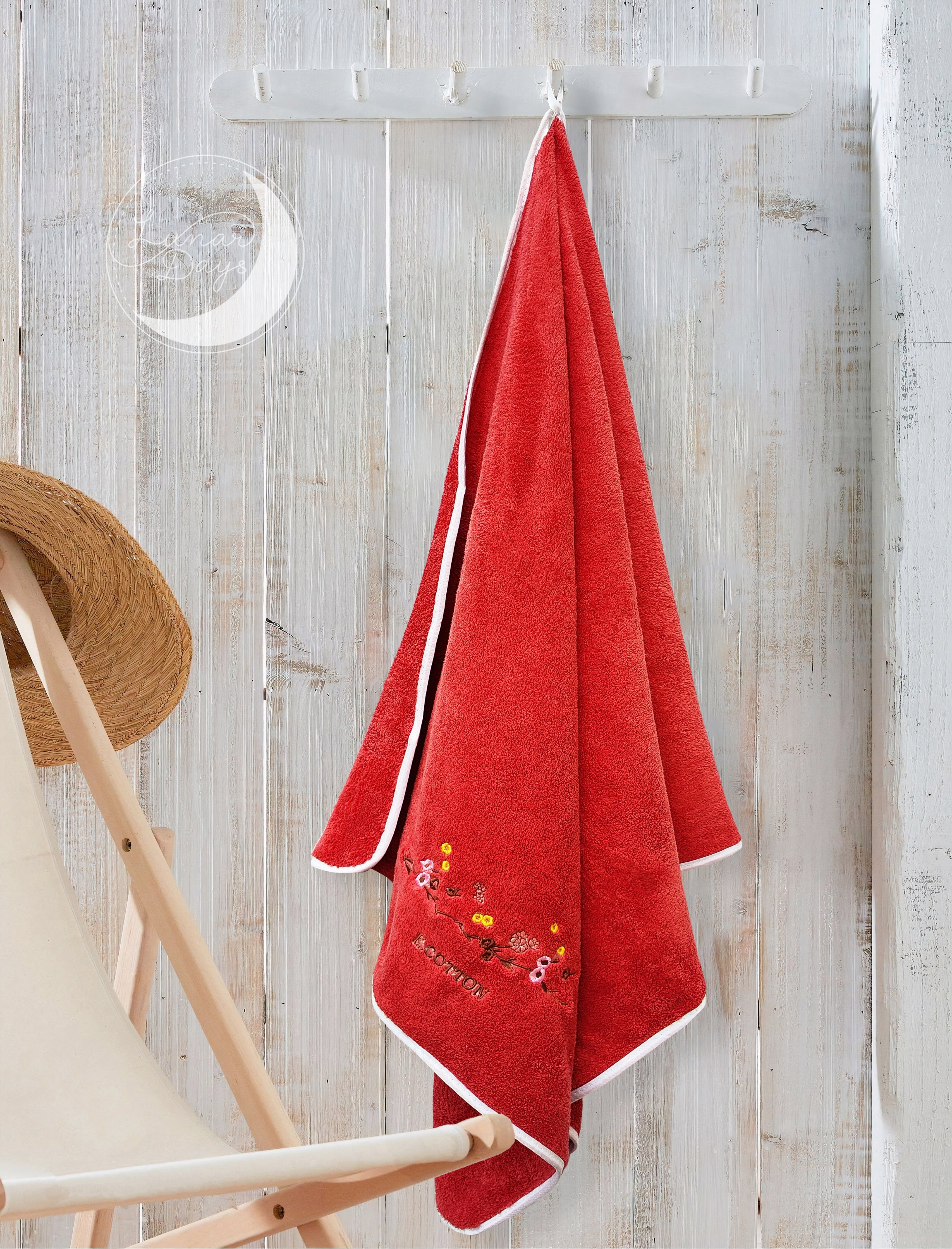 Lunar Days 350 GSM Microfiber Kids Bath Towel with Hanging Loop