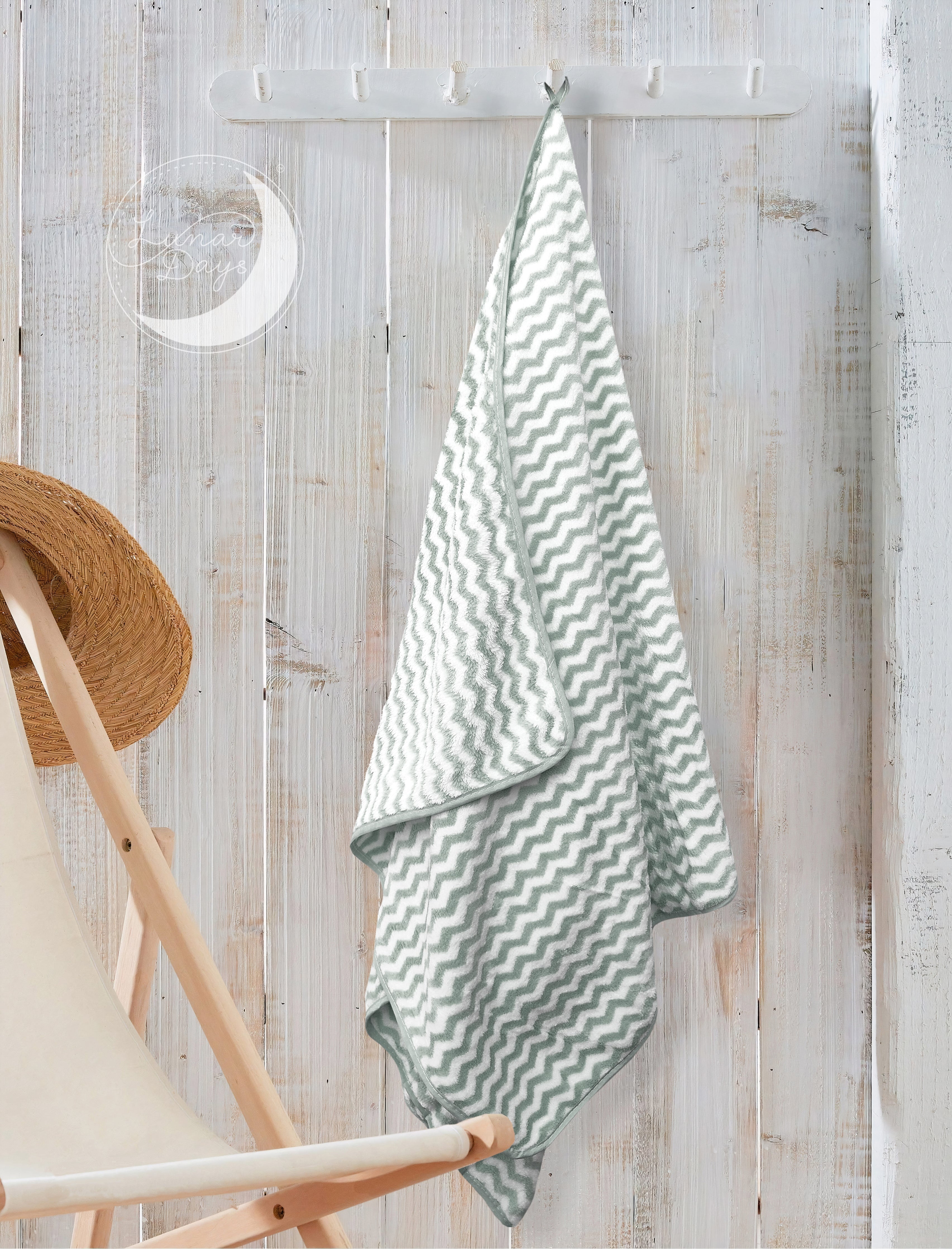 Lunar Days 300 GSM Microfiber Towels for Bath with Hanging Loop