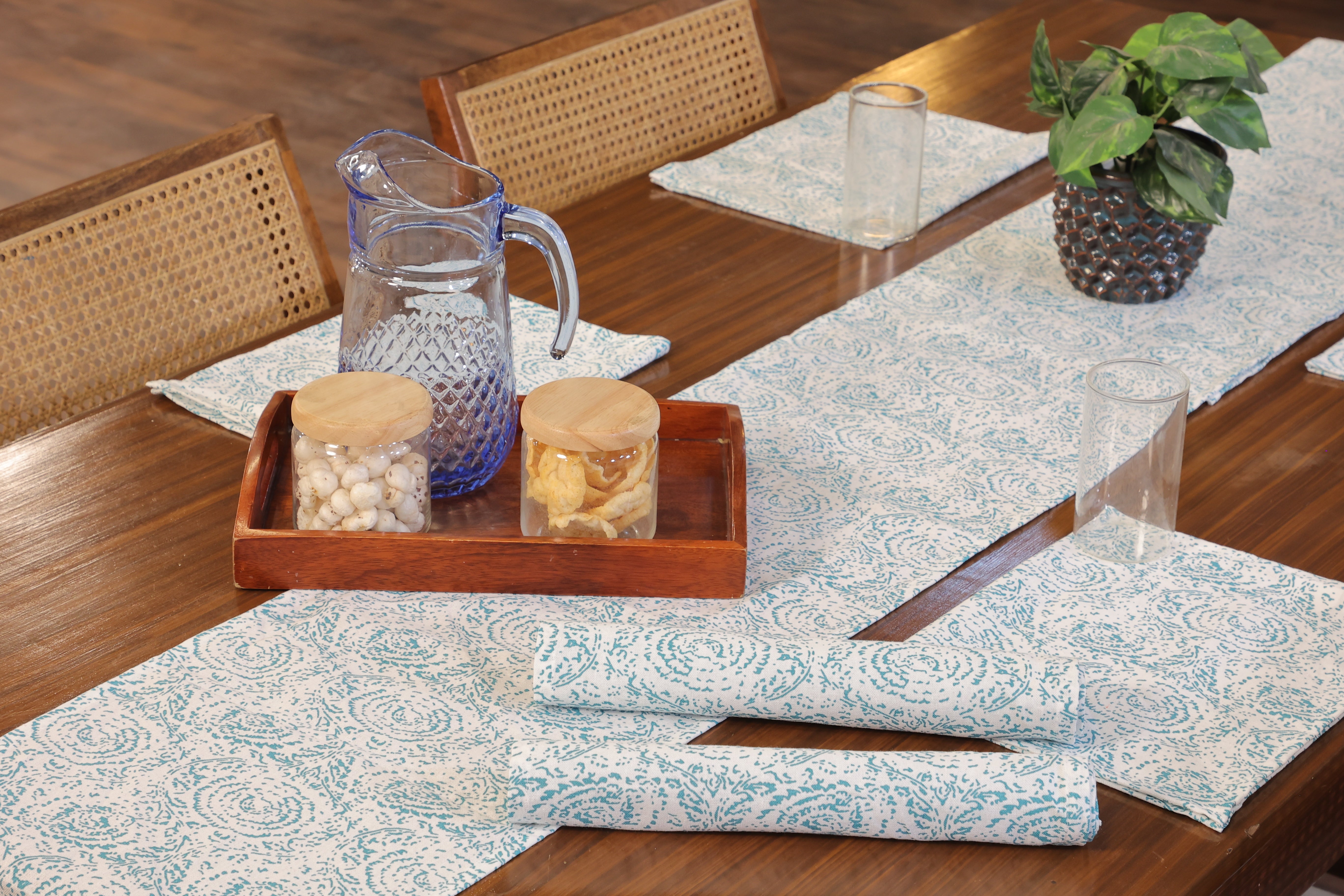 Lunar Days 100% Cotton Rectangular Dining Table mat with Runner (Runner size: 13*72 Inch & Mats Size: 13*20 Inch) BLUE