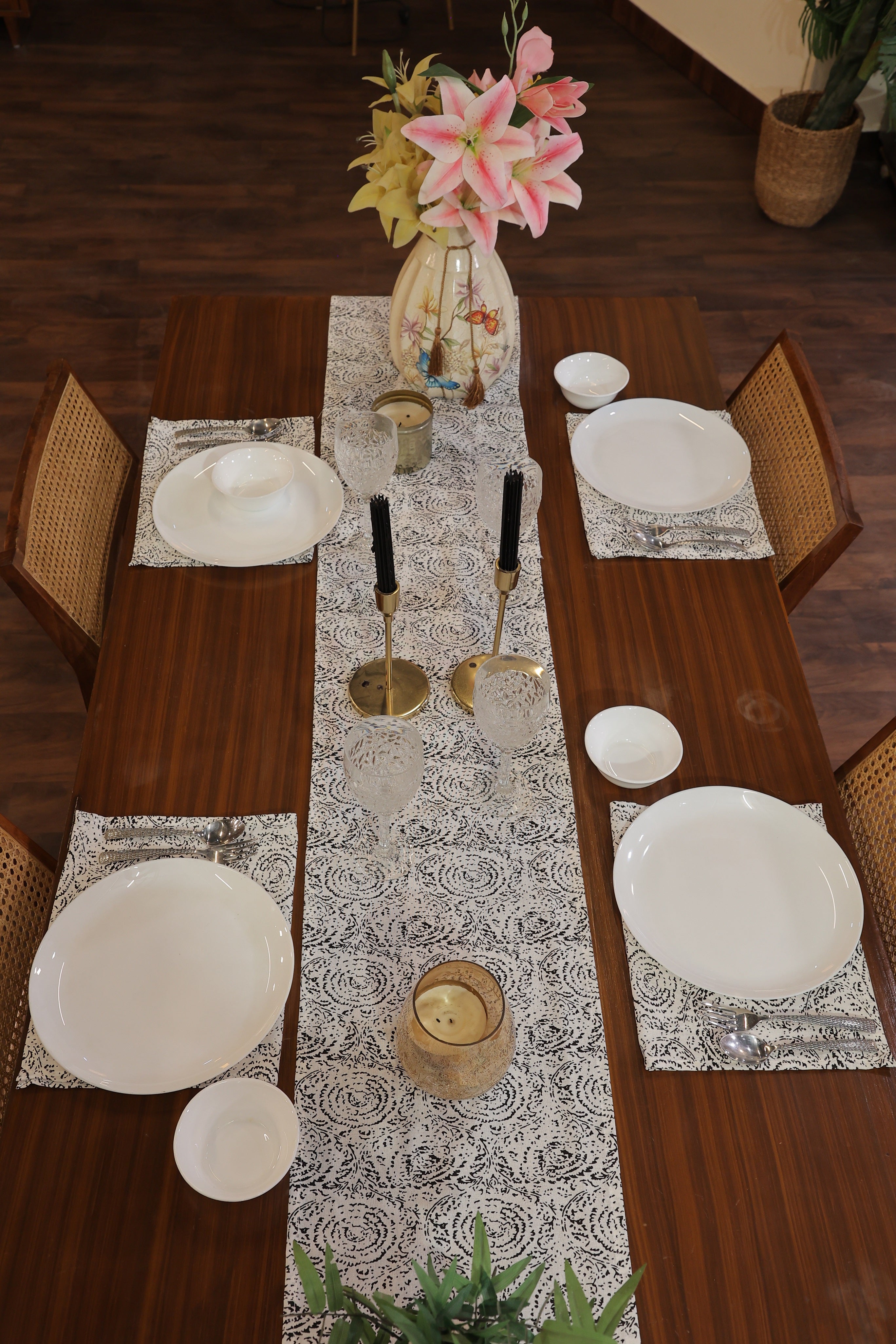 Lunar Days 100% Cotton Rectangular Dining Table mat with Runner (Runner size: 13*72 Inch & Mats Size: 13*20 Inch) BLACK