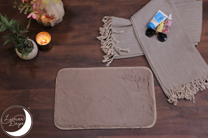 Lunar Days Ultra Soft Rabbit Fur Anti Skid Doormat Size: 40 x 60 cms / 16 x 24 inches