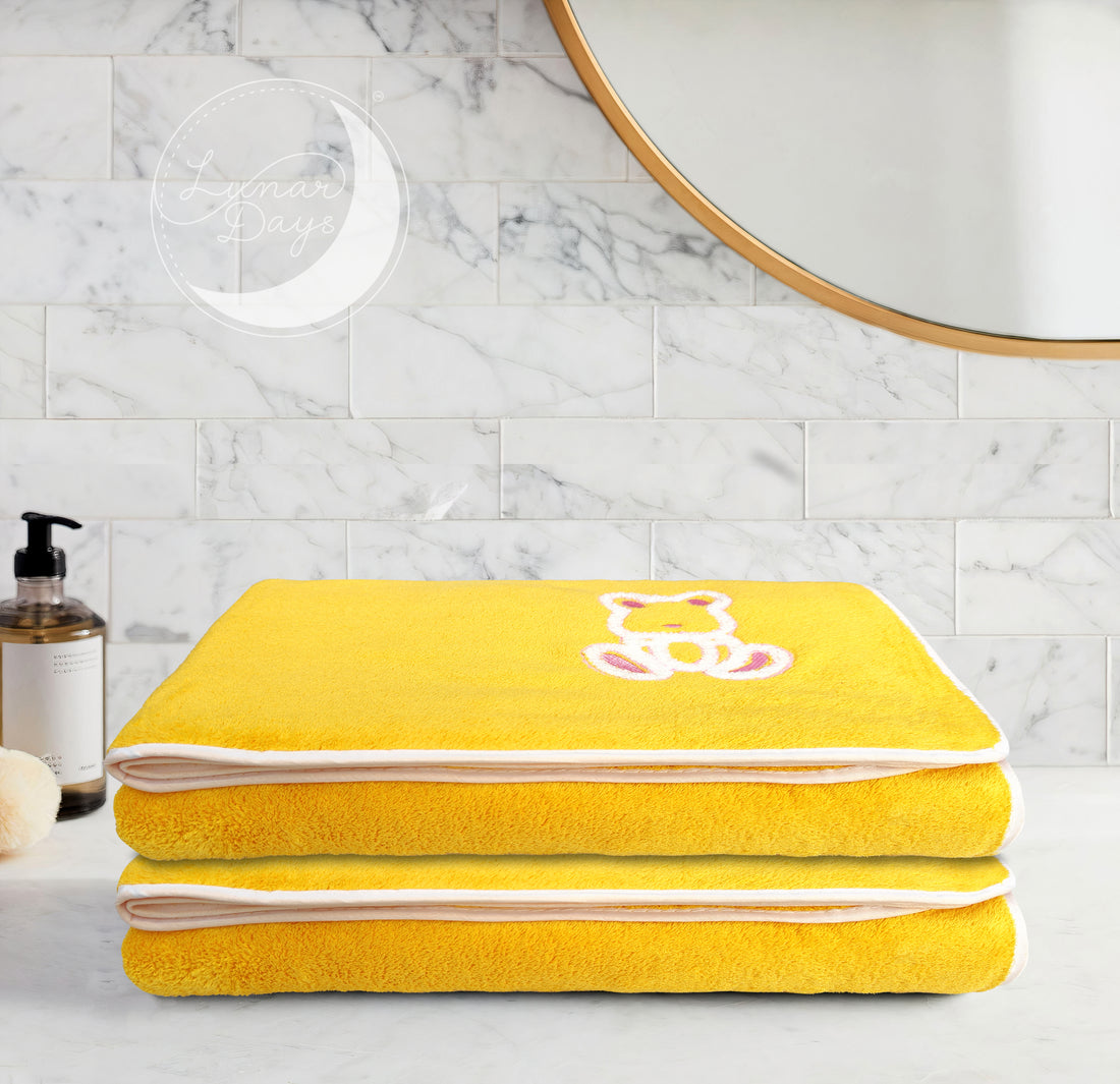Lunar Days 350 GSM Microfiber Kids Bath Towel with Hanging Loop