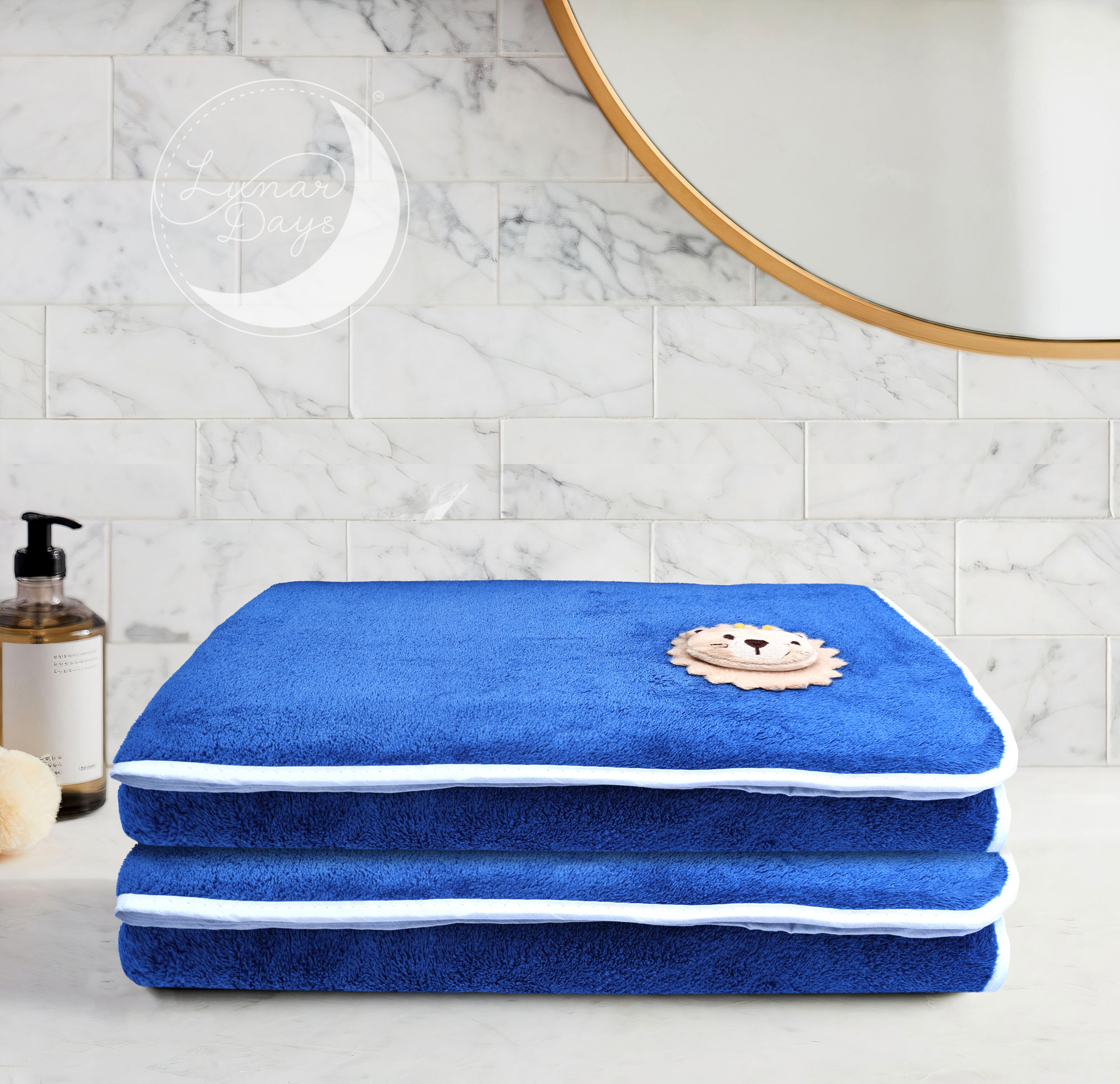 Lunar Days 350 GSM Microfiber Kids Bath Towel with Hanging Loop
