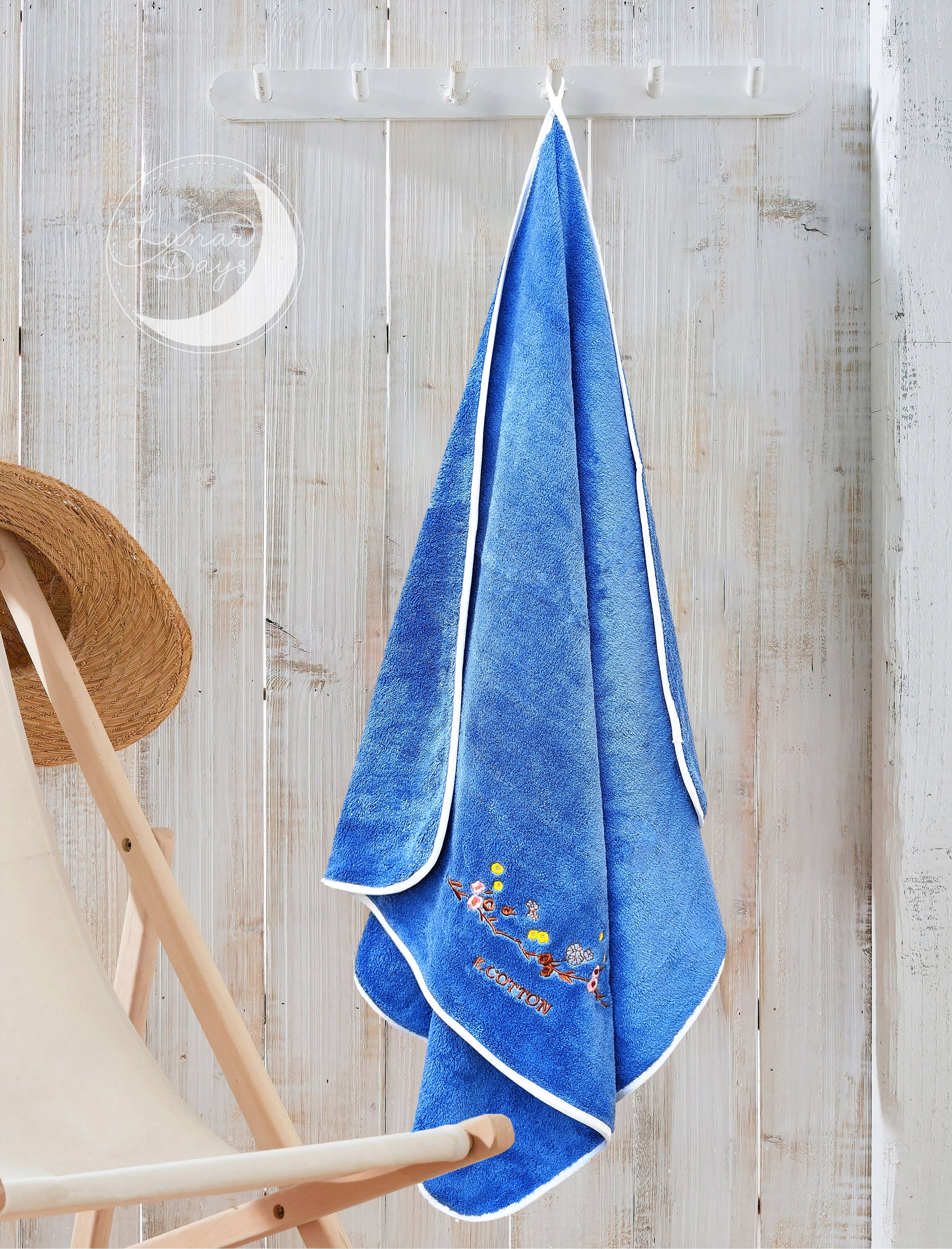 Lunar Days 350 GSM Microfiber Kids Bath Towel with Hanging Loop